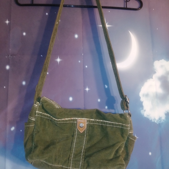 Authentic Fossil moss Green purse soft - Picture 2 of 4